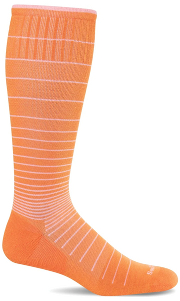 Women's Circulator Moderate Graduated Compression Socks (Apricot)