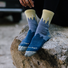 Women's Micro Crew Treeline Midweight Hiking Socks (Light Denim)